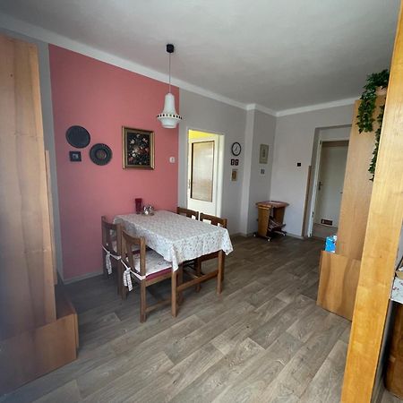 Apartman Pro 4 Osoby Česká Skalice Exteriör bild