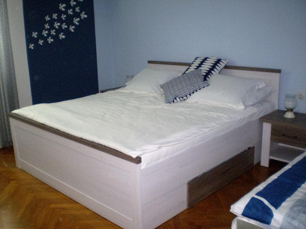 Apartman Pro 4 Osoby Česká Skalice Exteriör bild