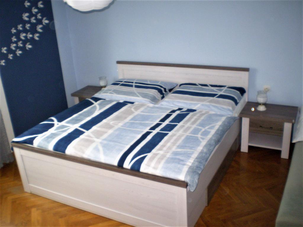 Apartman Pro 4 Osoby Česká Skalice Rum bild